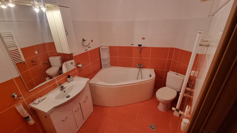 Mall Vitan, 8 min Metrou Dristor, 2 camere 70 mp, Centrala, Bloc 2012